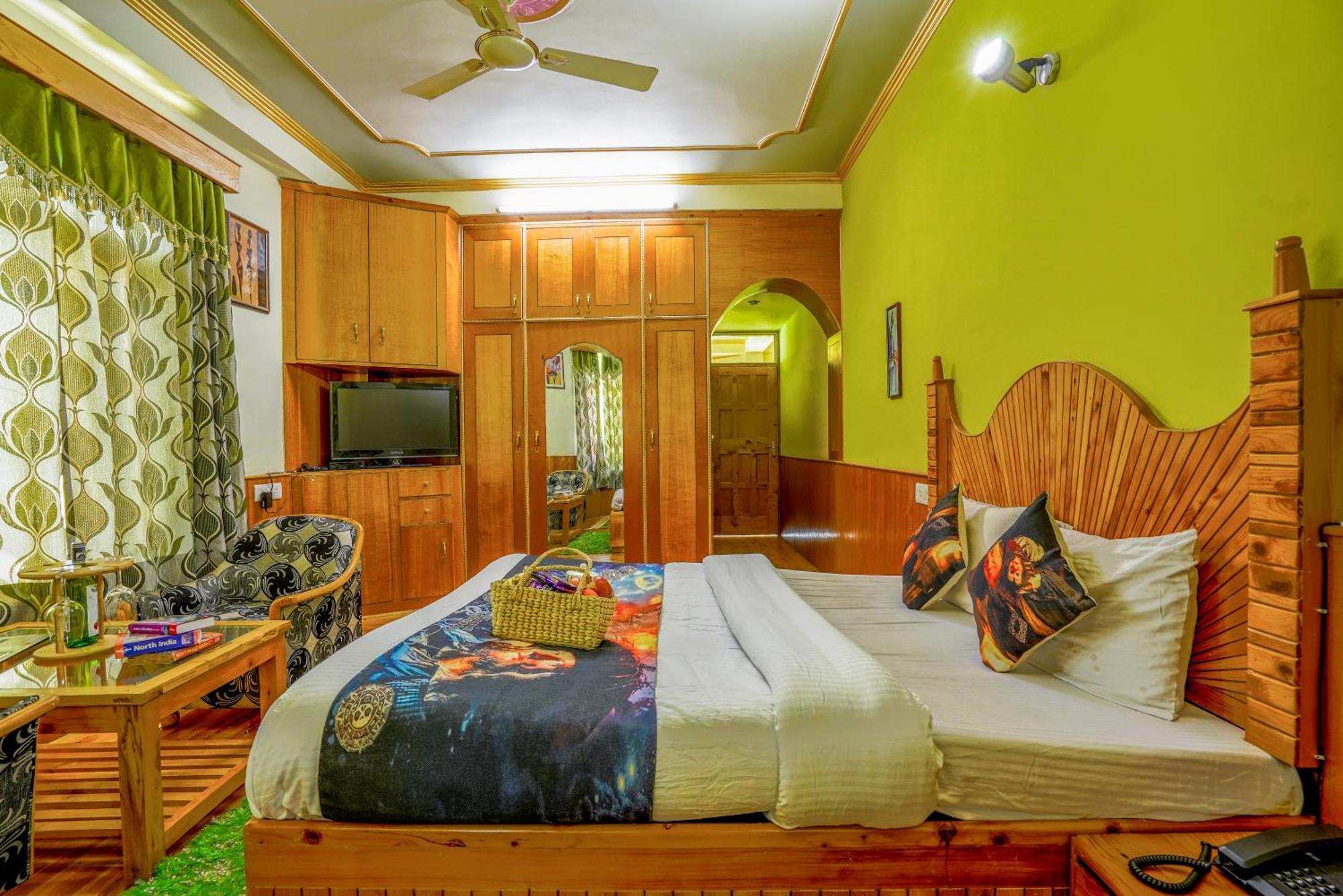 Woods Villa Cottages Manali - 1,2,3,4 Cottages & Villas Available In Manali With Scenic Mountain View ภายนอก รูปภาพ