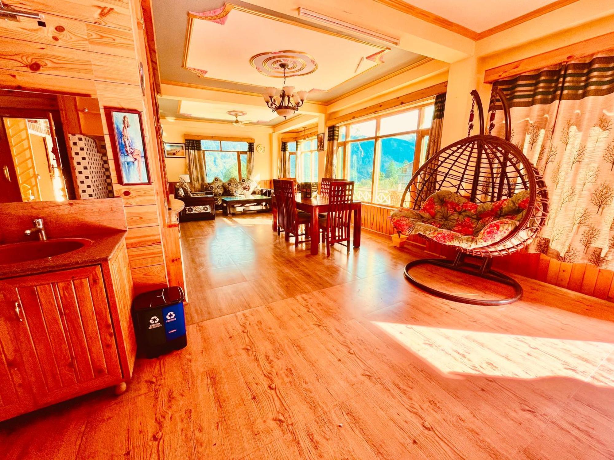 Woods Villa Cottages Manali - 1,2,3,4 Cottages & Villas Available In Manali With Scenic Mountain View ภายนอก รูปภาพ