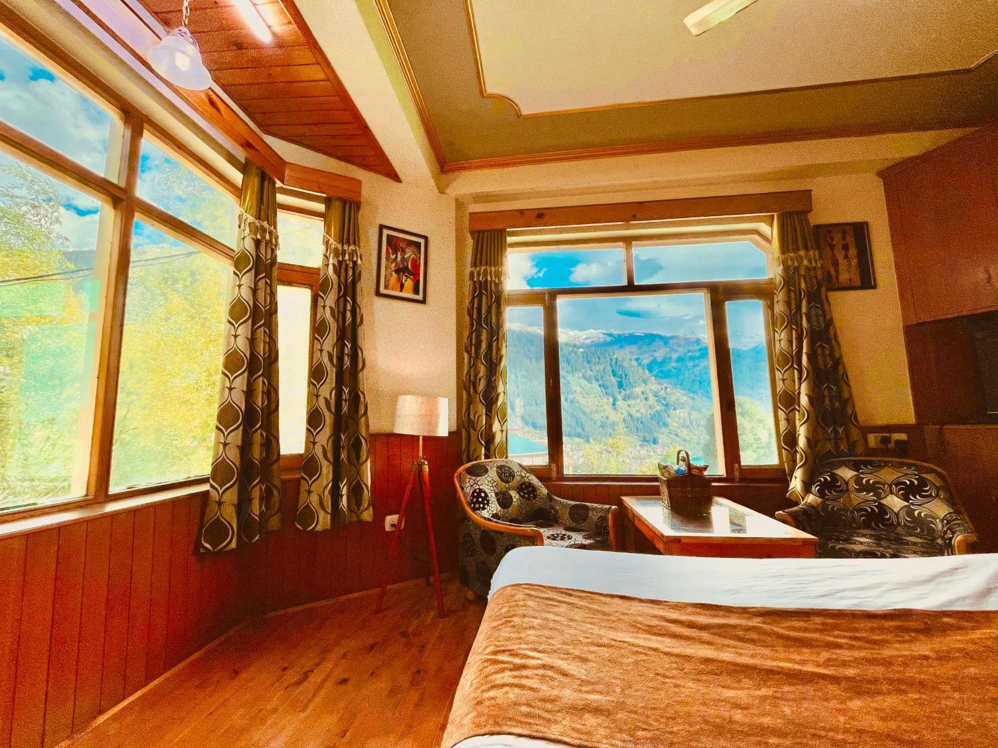Woods Villa Cottages Manali - 1,2,3,4 Cottages & Villas Available In Manali With Scenic Mountain View ภายนอก รูปภาพ