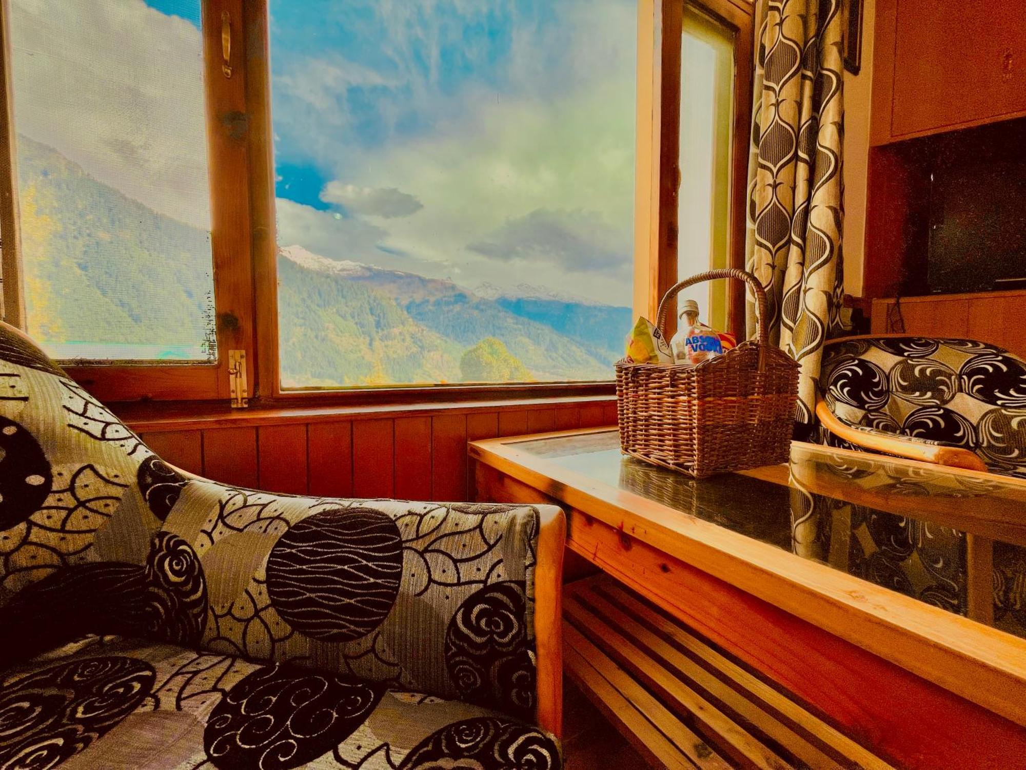 Woods Villa Cottages Manali - 1,2,3,4 Cottages & Villas Available In Manali With Scenic Mountain View ภายนอก รูปภาพ