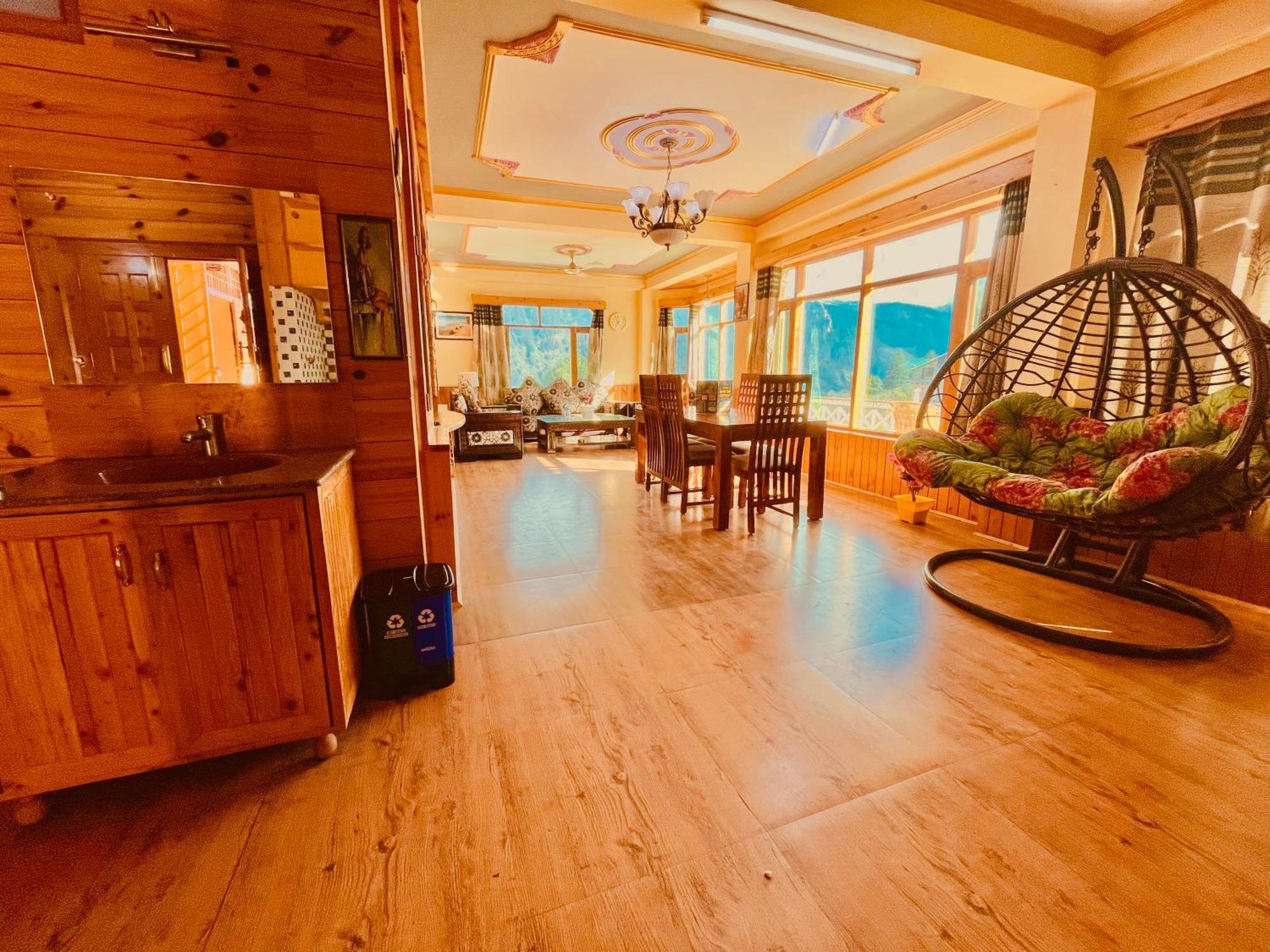 Woods Villa Cottages Manali - 1,2,3,4 Cottages & Villas Available In Manali With Scenic Mountain View ภายนอก รูปภาพ