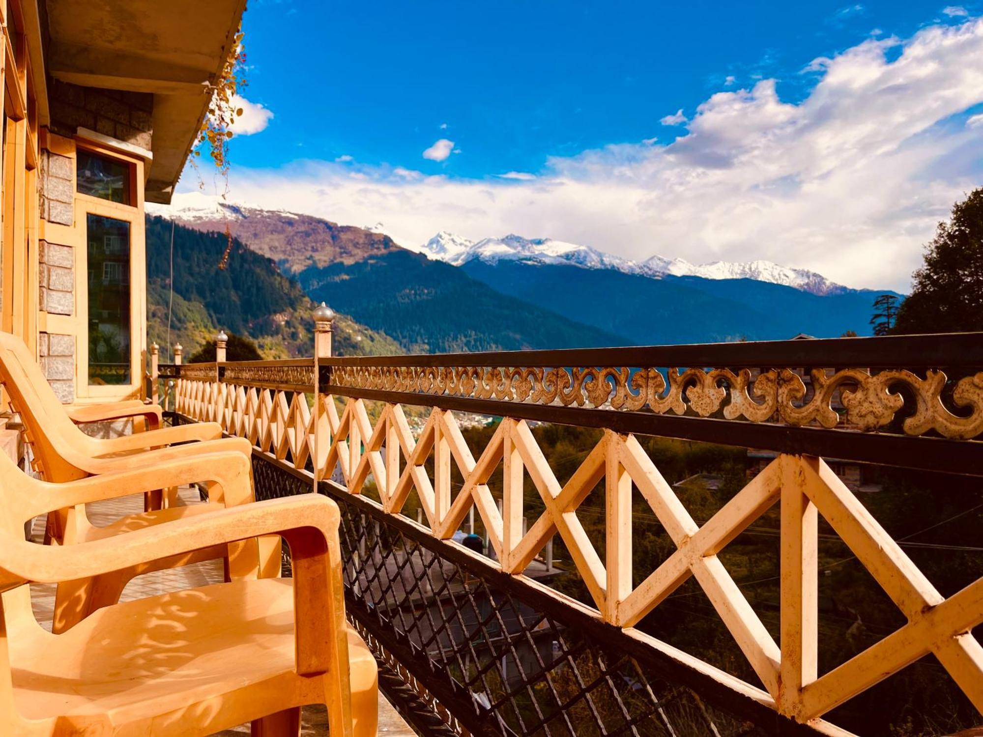 Woods Villa Cottages Manali - 1,2,3,4 Cottages & Villas Available In Manali With Scenic Mountain View ภายนอก รูปภาพ