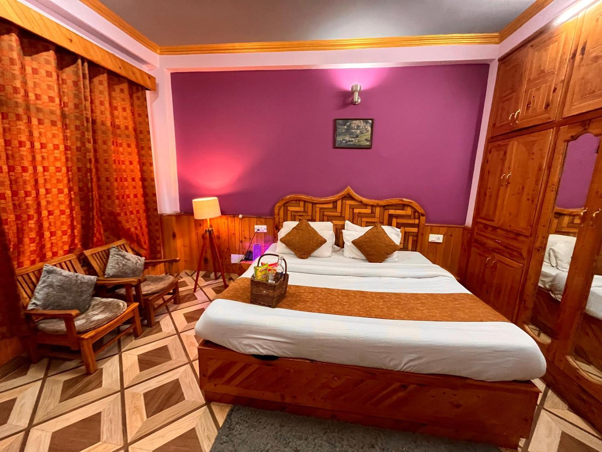 Woods Villa Cottages Manali - 1,2,3,4 Cottages & Villas Available In Manali With Scenic Mountain View ภายนอก รูปภาพ